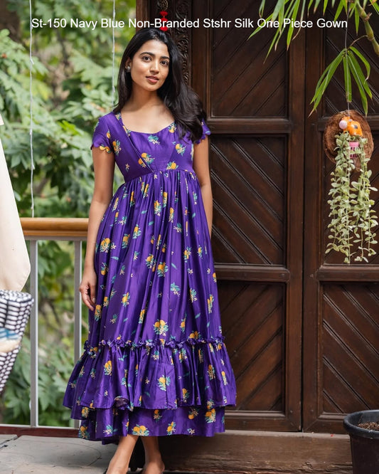 St-150 Navy Blue Non-Branded Stshr Silk One Piece Gown