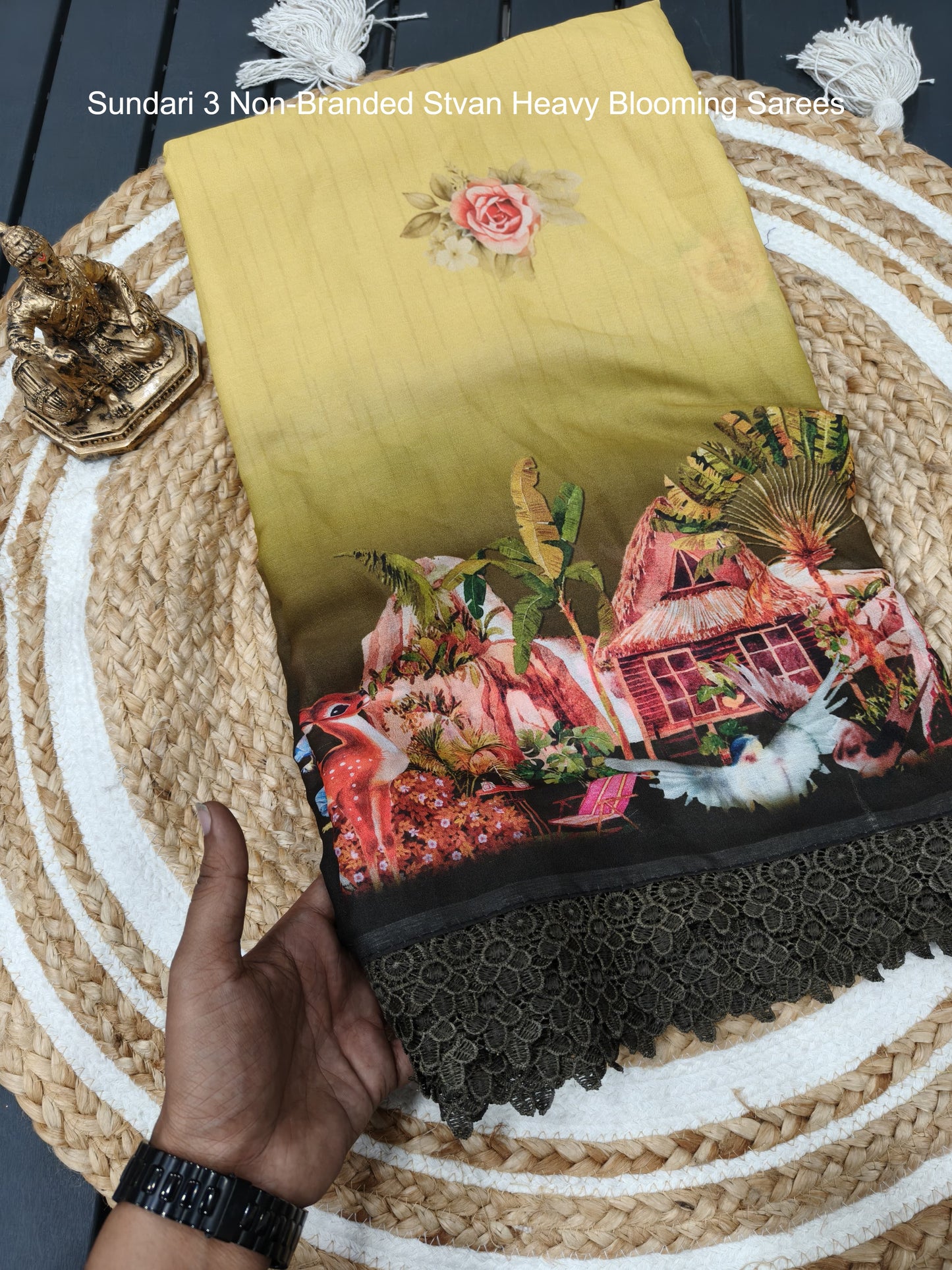 Sundari 3 Non-Branded Stvan Heavy Blooming Sarees