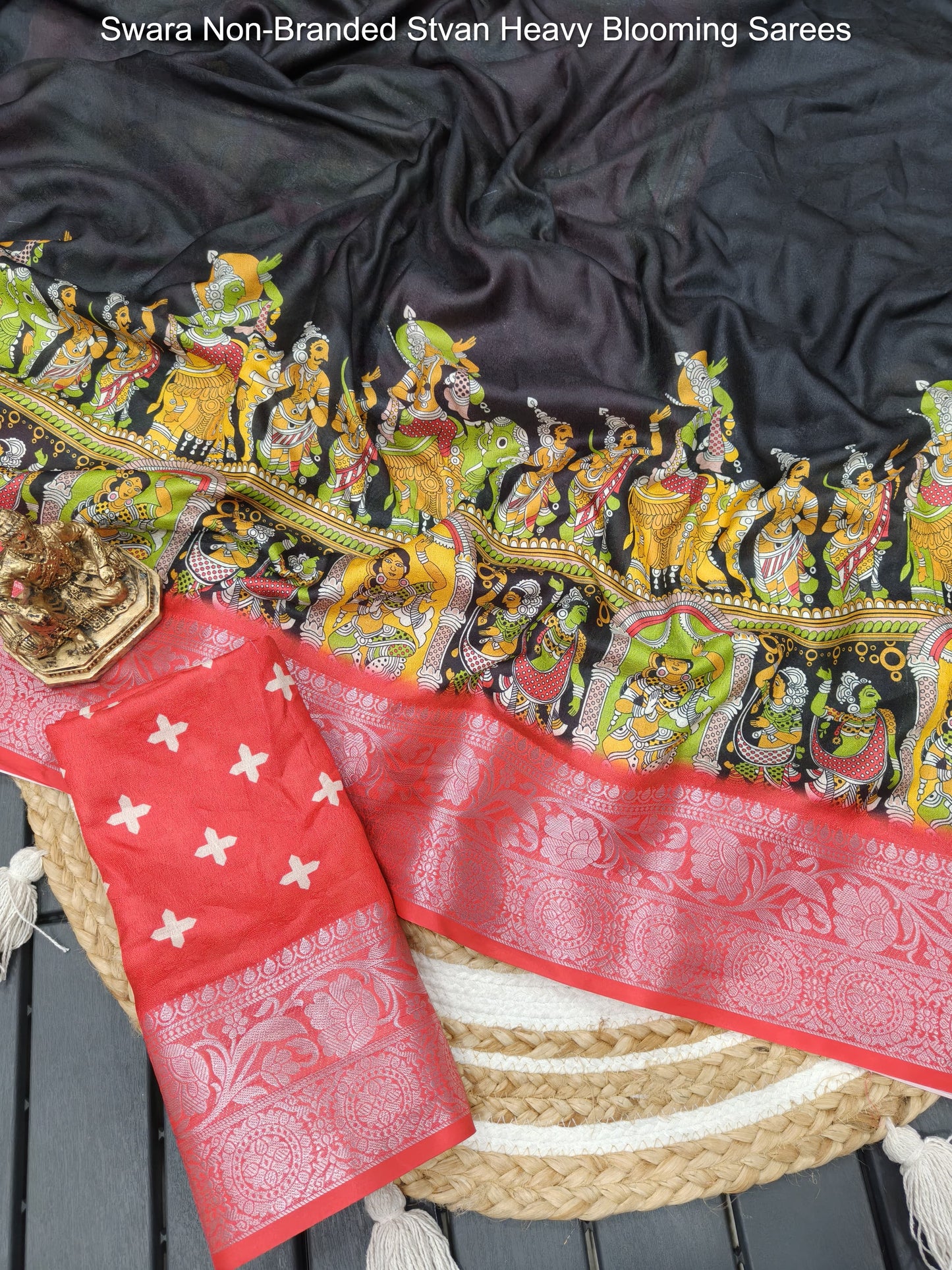 Swara Non-Branded Stvan Heavy Blooming Sarees