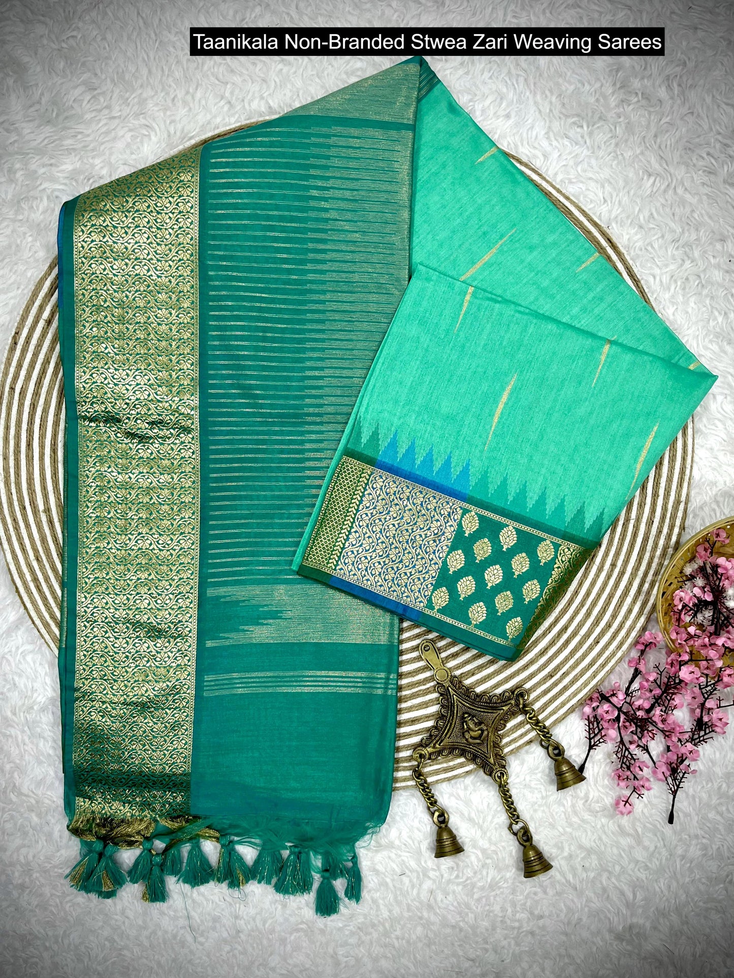 Taanikala Non-Branded Stwea Zari Weaving Sarees