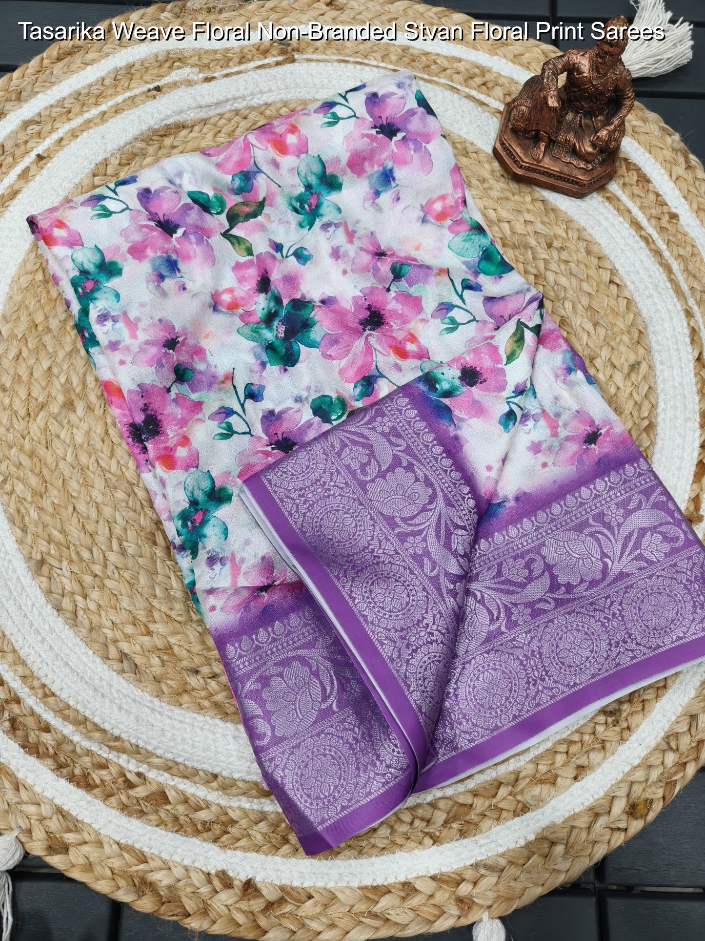 Tasarika Weave Floral Non-Branded Stvan Floral Print Sarees