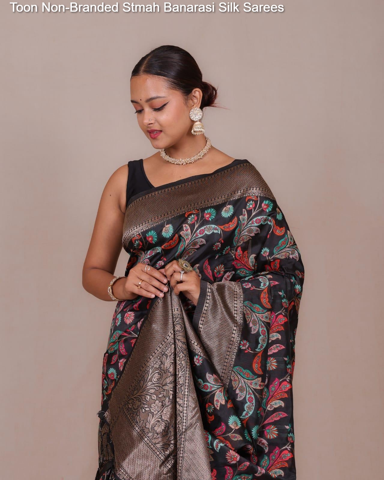 Toon Non-Branded Stmah Banarasi Silk Sarees