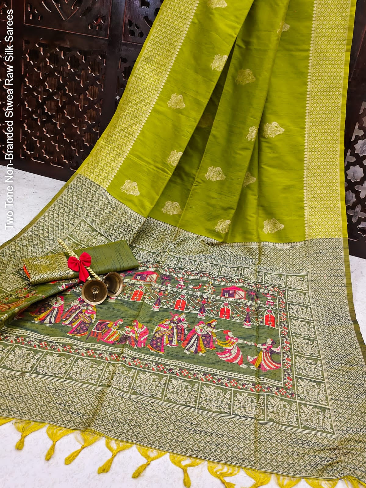 Two Tone Non-Branded Stwea Raw Silk Sarees