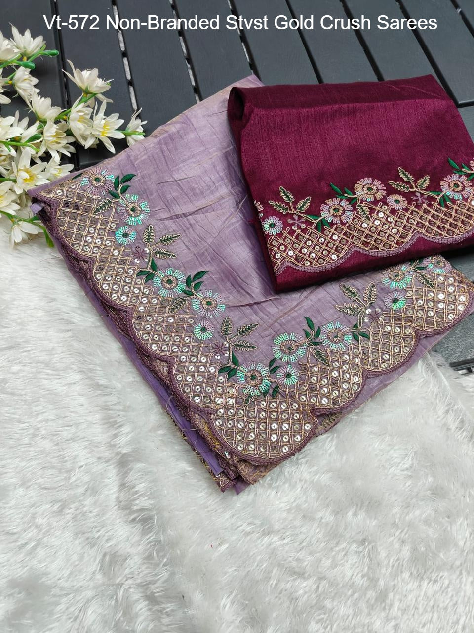 Vt-572 Non-Branded Stvst Gold Crush Sarees