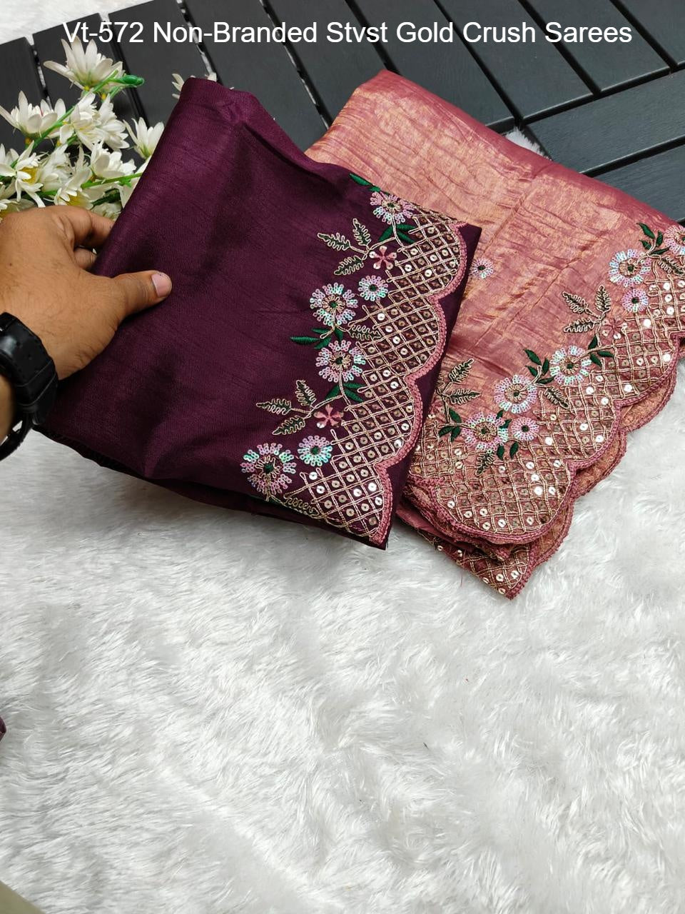 Vt-572 Non-Branded Stvst Gold Crush Sarees