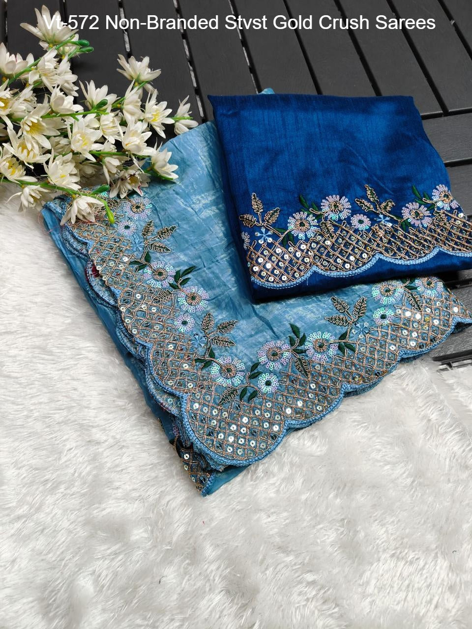 Vt-572 Non-Branded Stvst Gold Crush Sarees