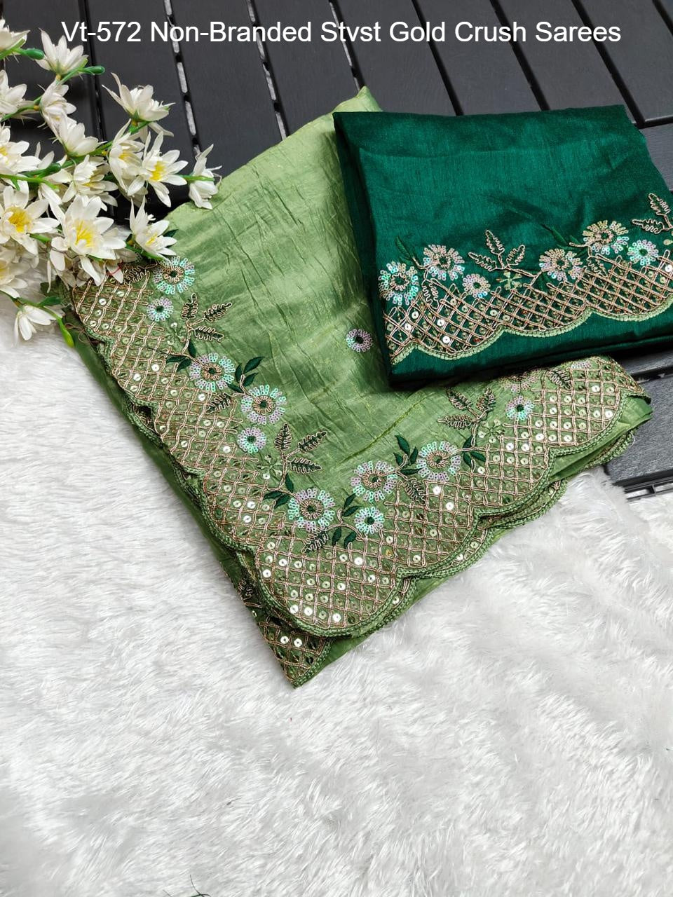 Vt-572 Non-Branded Stvst Gold Crush Sarees