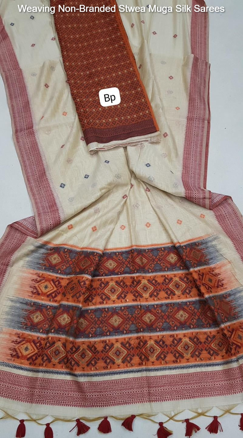 Weaving Non-Branded Stwea Muga Silk Sarees