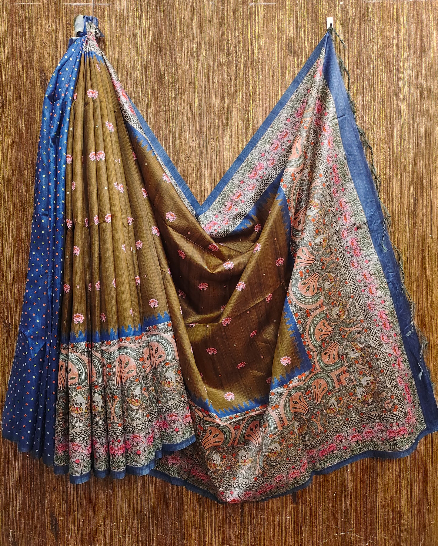 Yogita Lotus 2 Stwea Tussar Silk Sarees