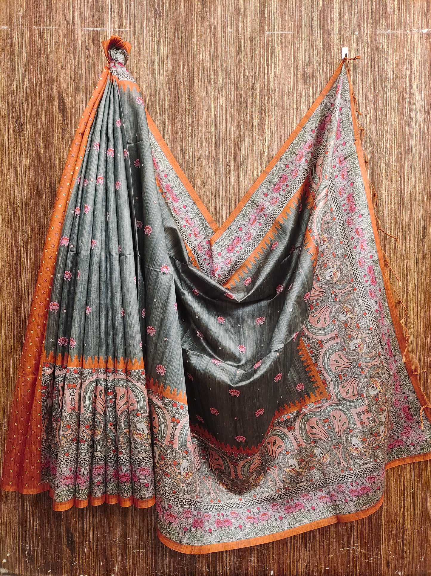 Yogita Lotus 2 Stwea Tussar Silk Sarees