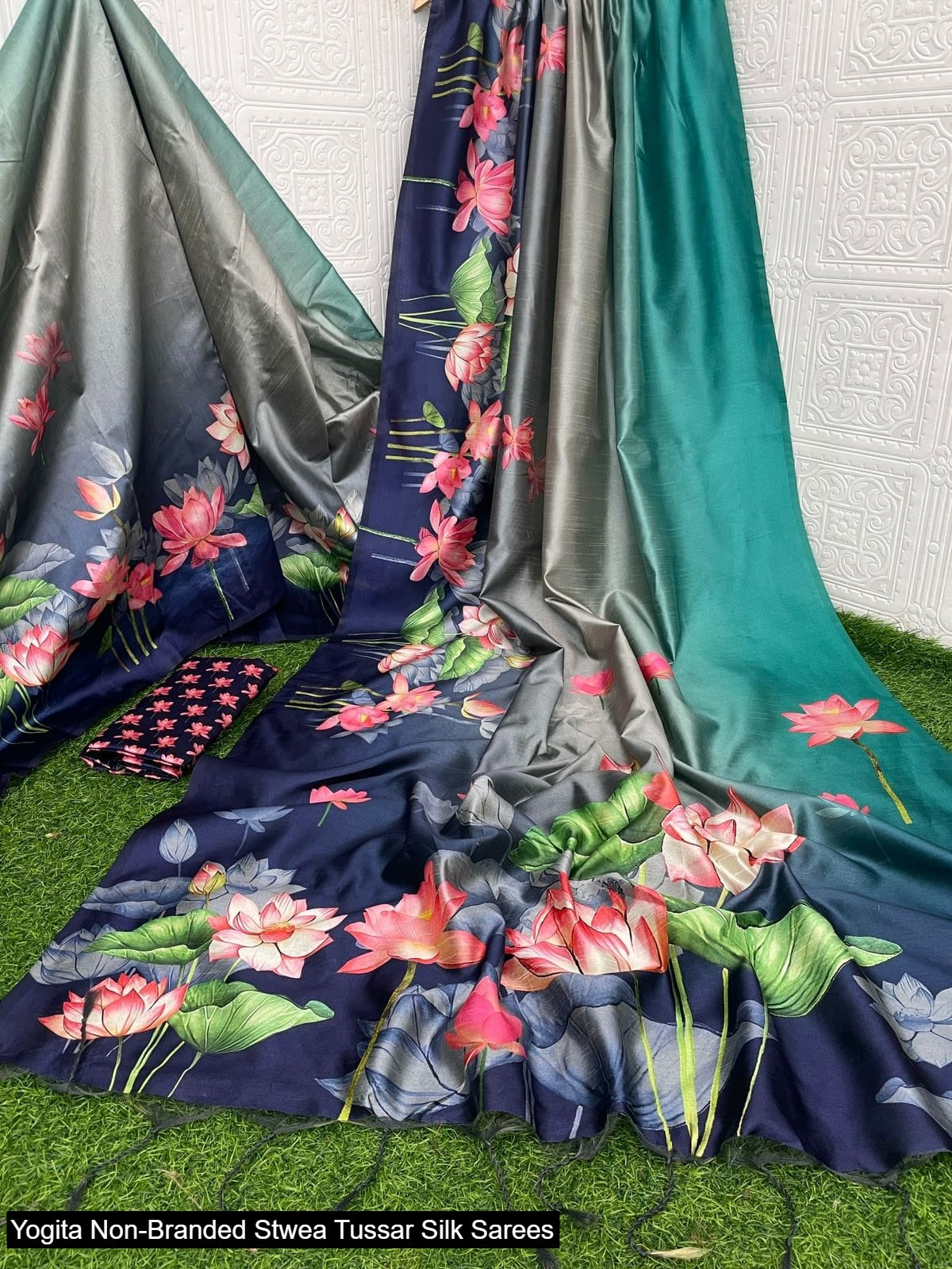 Yogita Non-Branded Stwea Tussar Silk Sarees