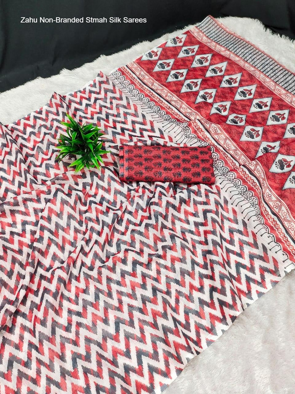 Zahu Non-Branded Stmah Silk Sarees