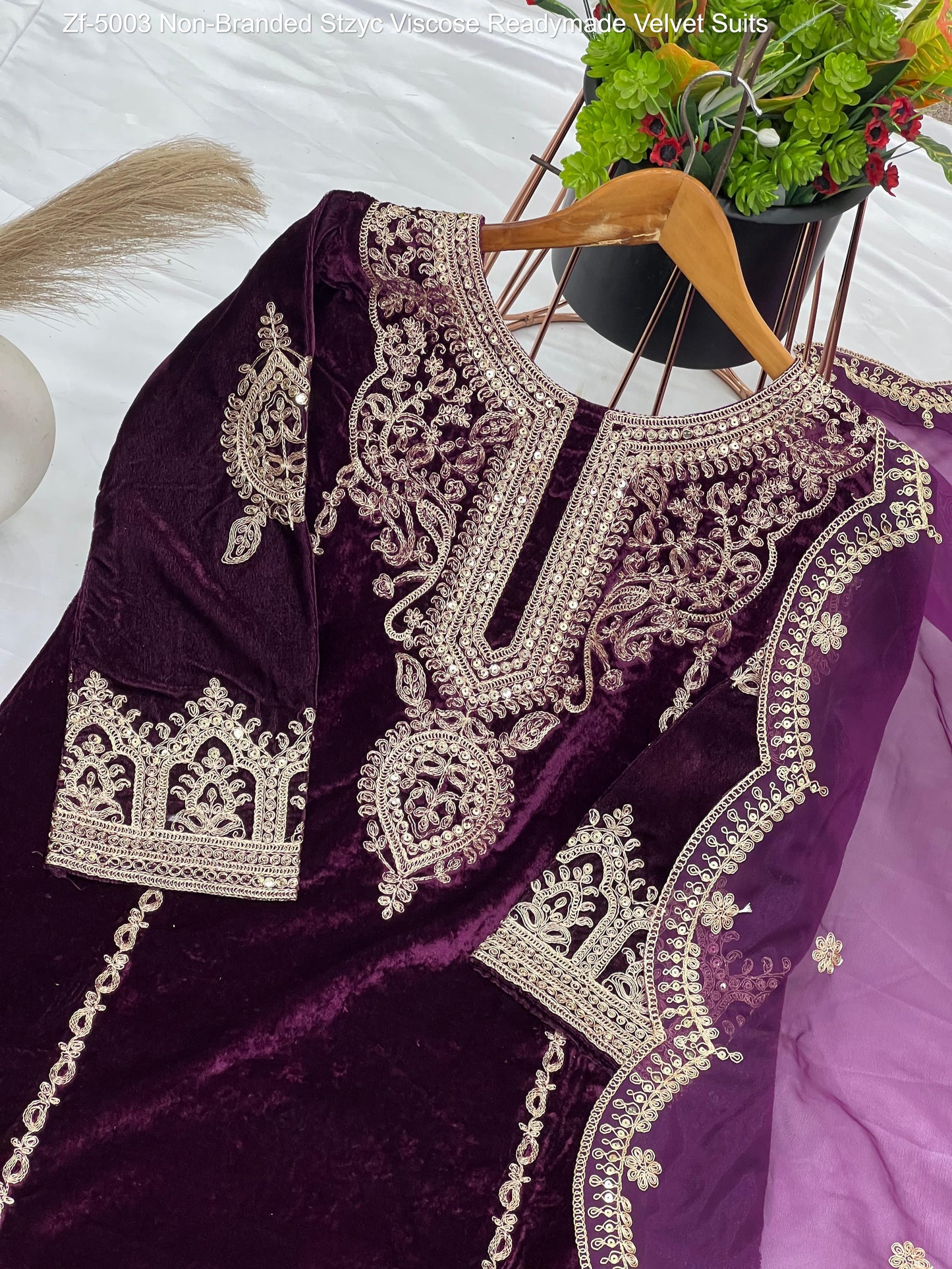 Zf-5003 Non-Branded Stzyc Viscose Readymade Velvet Suits